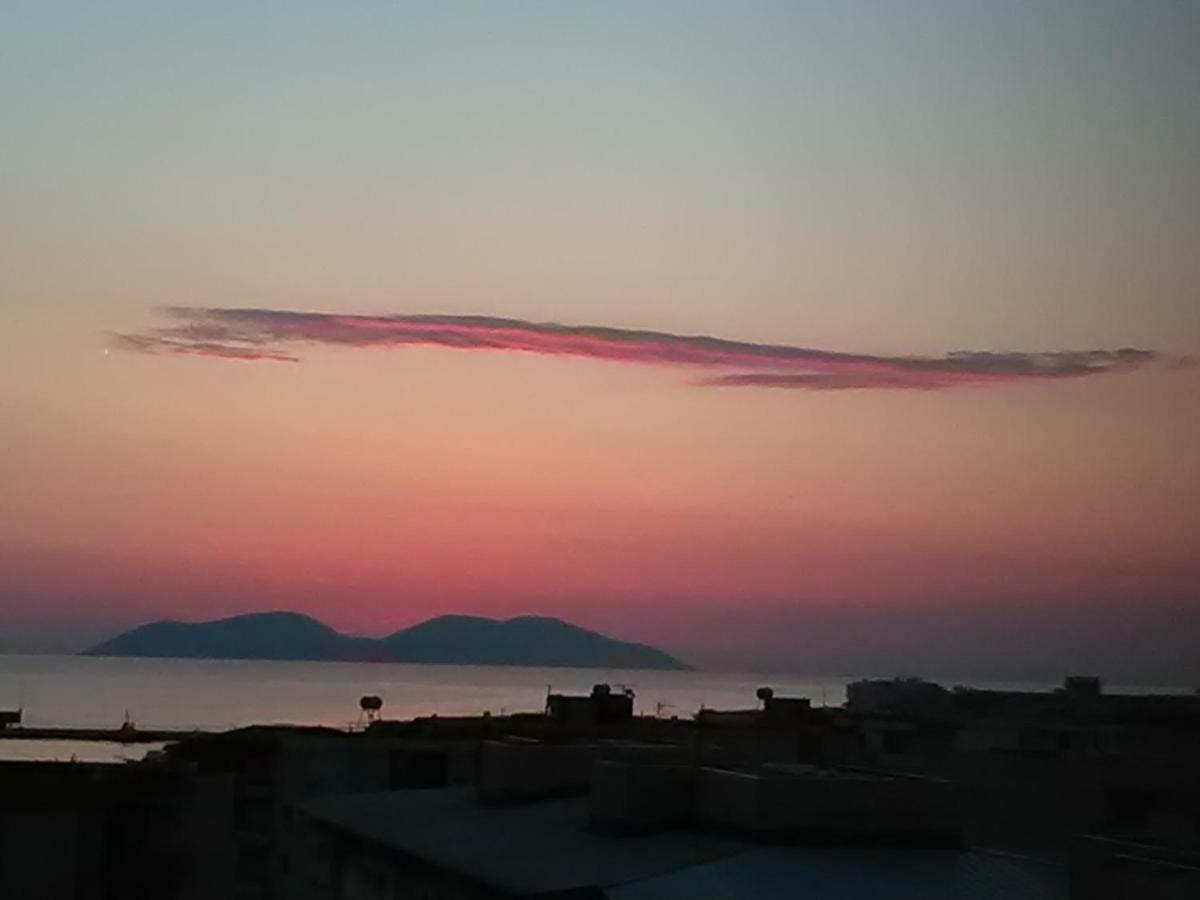 Lindita'S Seaview Appartment Vlorë エクステリア 写真