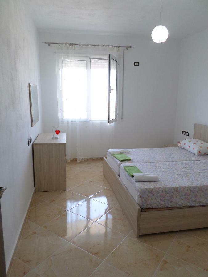 Lindita'S Seaview Appartment Vlorë エクステリア 写真
