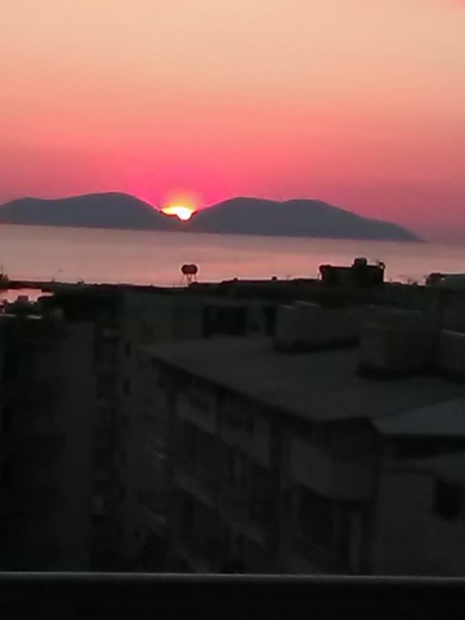 Lindita'S Seaview Appartment Vlorë エクステリア 写真